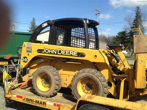 2002 john deere 240 skid steer specs|john deere 240 series skid steer.